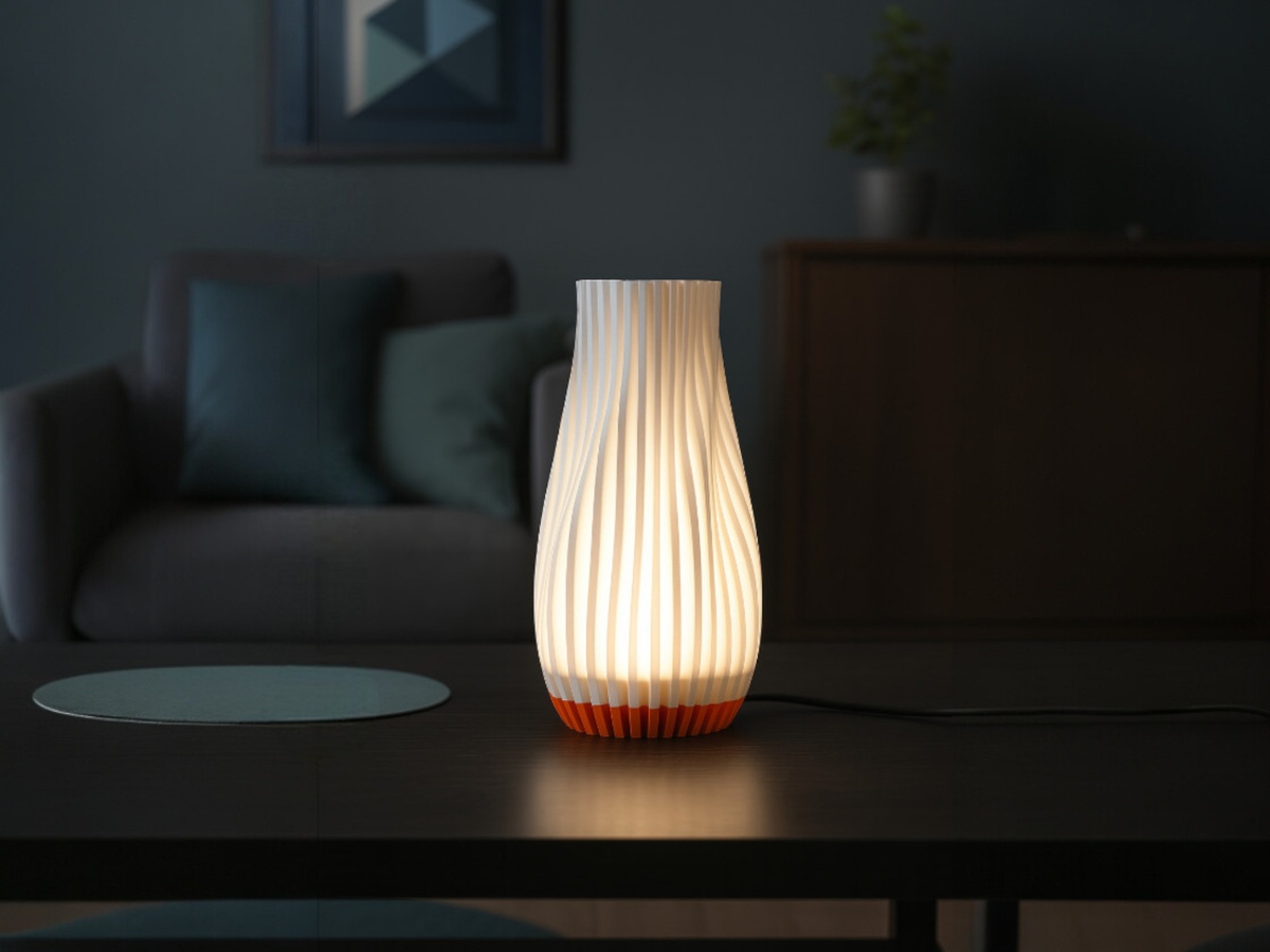 Elegant Flowing Ribbed Lamp