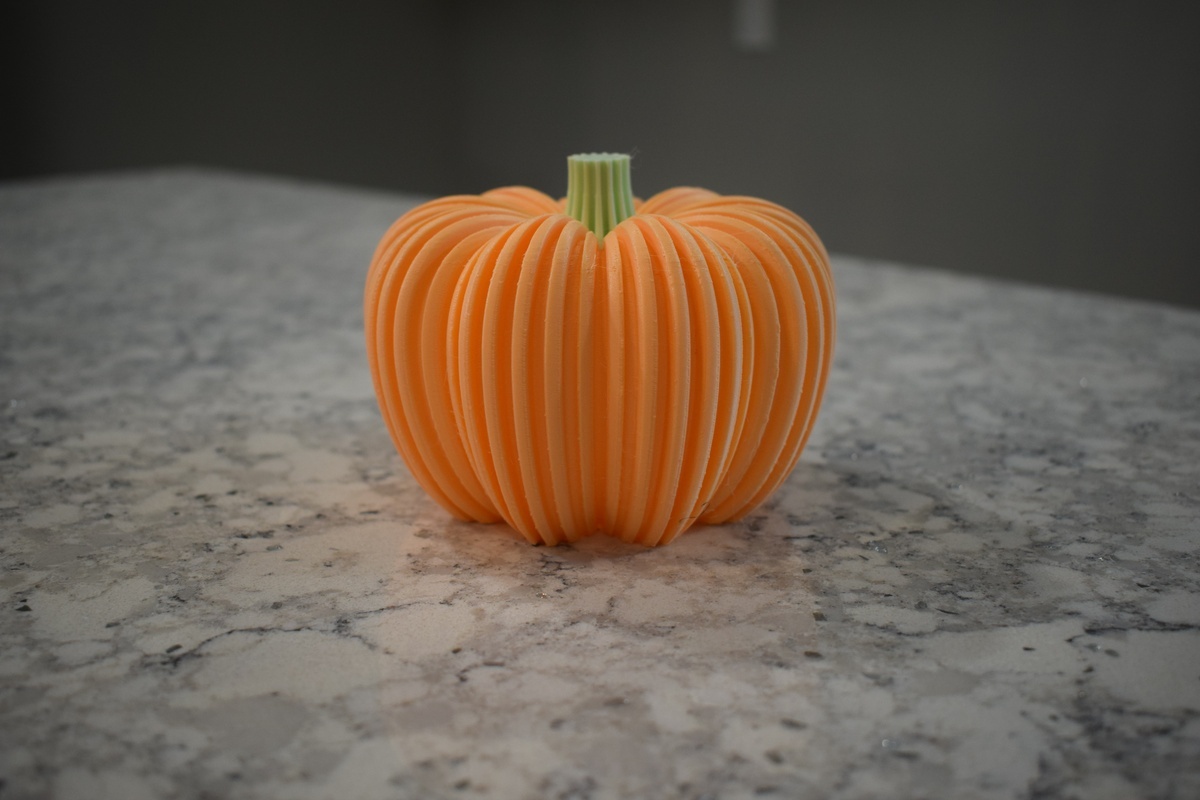 Pumpkin Medium Tealight