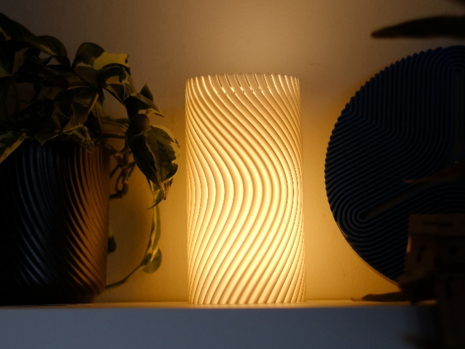 Flowing Soothing Lamp