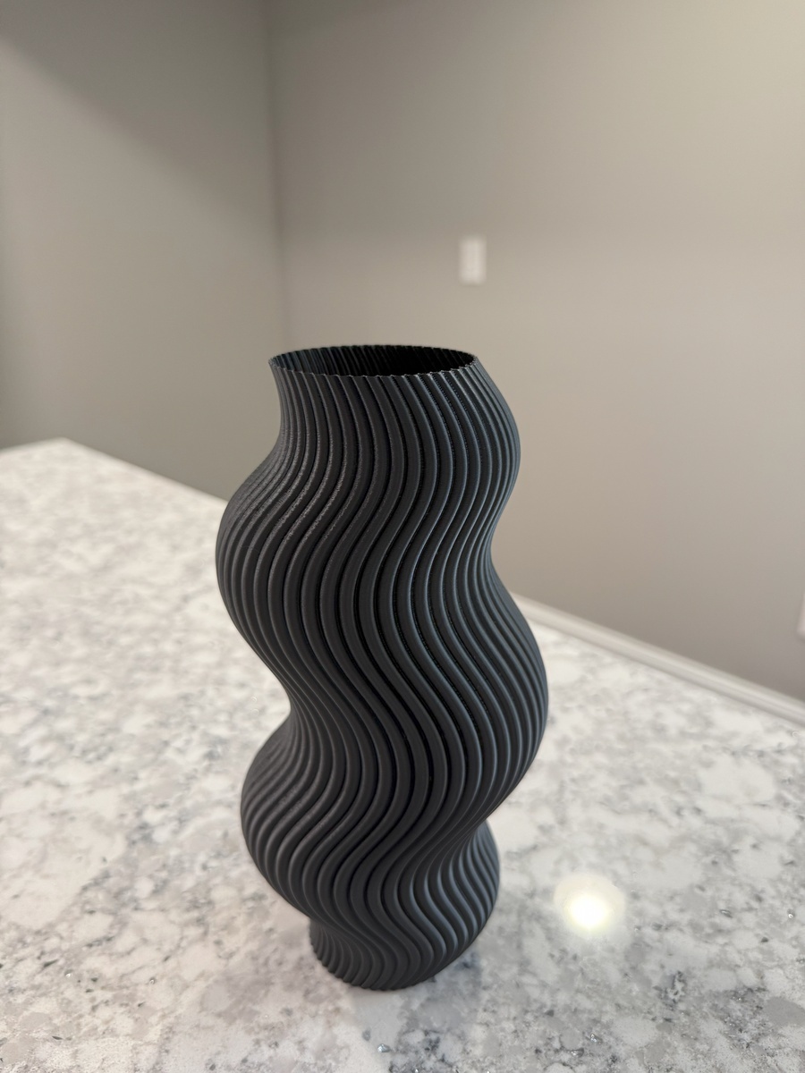 Modern Wavy Vase PLA
